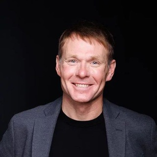 Михаил Иванов, Издатель