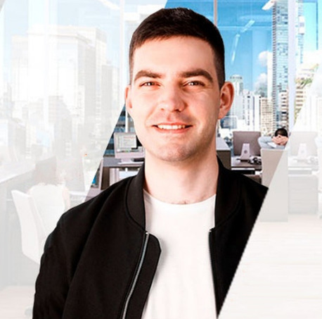 Лев Ефремов