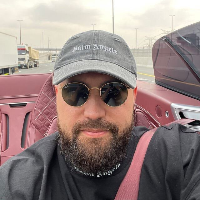 Артем Безруков