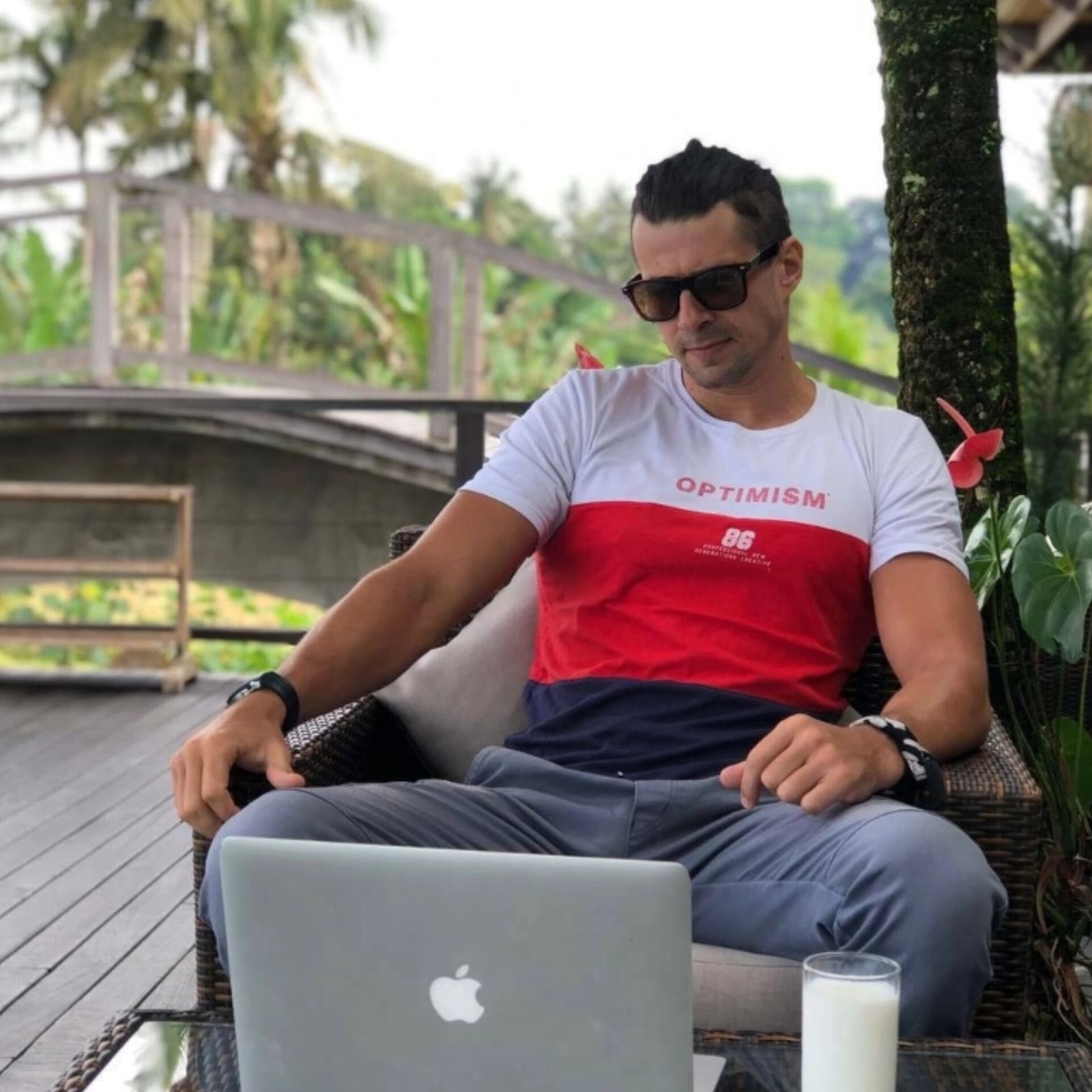 Павел Пономарев