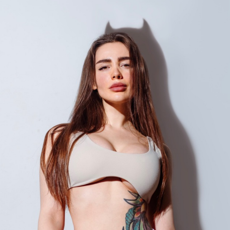 Тома Жданова